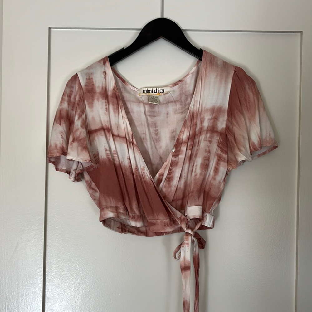 Fun, flirty pink tie dye crop top